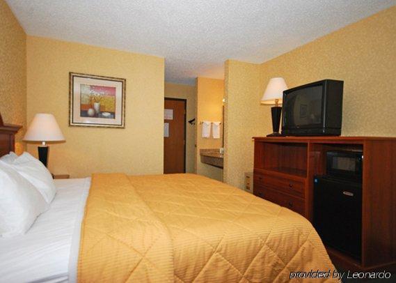 Quality Inn Parkersburg North-Vienna Room photo